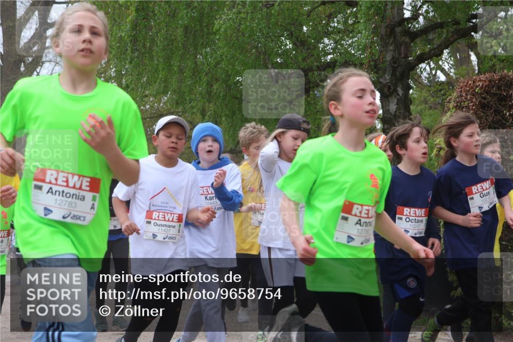 25.04.2026 - Das Zehntel Zöllner http://msf.ph/oto/9658754 25.04.2026 11:43:14 Laufen 12783, 11427, 11443, 1276, 10207, 1021 meine-sportfotos.de