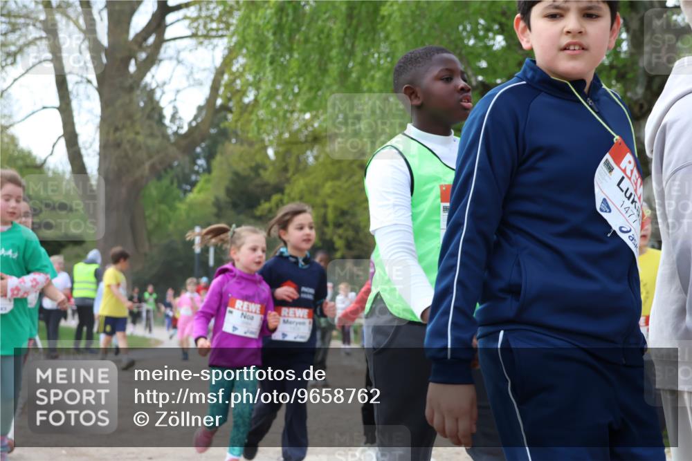25.04.2026 - Das Zehntel Zöllner http://msf.ph/oto/9658762 25.04.2026 07:48:50 Laufen 1477 meine-sportfotos.de