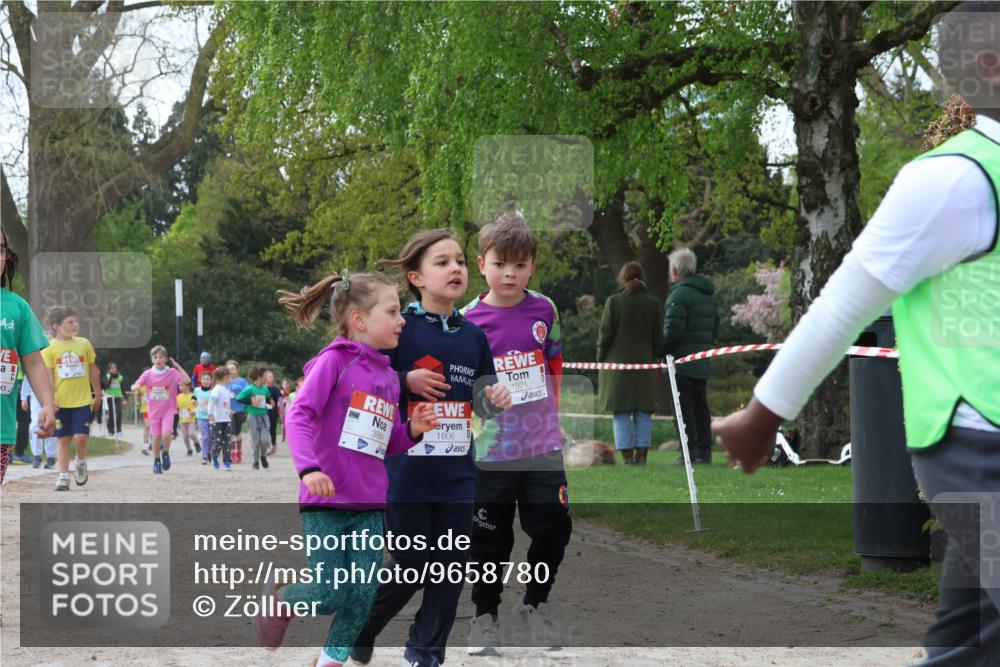25.04.2026 - Das Zehntel Zöllner http://msf.ph/oto/9658780 25.04.2026 07:48:51 Laufen 3864, 1806, 1921 meine-sportfotos.de