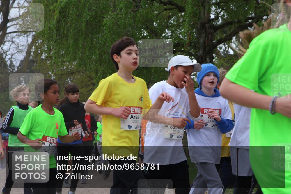 25.04.2026 - Das Zehntel Zöllner http://msf.ph/oto/9658781 25.04.2026 11:43:15 Laufen 0172667, 12586, 12292, 11427, 1144 meine-sportfotos.de