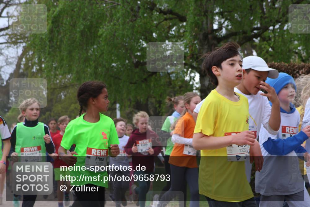 25.04.2026 - Das Zehntel Zöllner http://msf.ph/oto/9658793 25.04.2026 11:43:15 Laufen 10731, 12596, 12290 meine-sportfotos.de