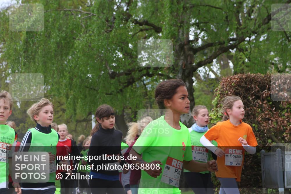 25.04.2026 - Das Zehntel Zöllner http://msf.ph/oto/9658808 25.04.2026 11:43:15 Laufen 0811, 8, 10731, 10469, 0172657, 12596, 12208, 12449 meine-sportfotos.de
