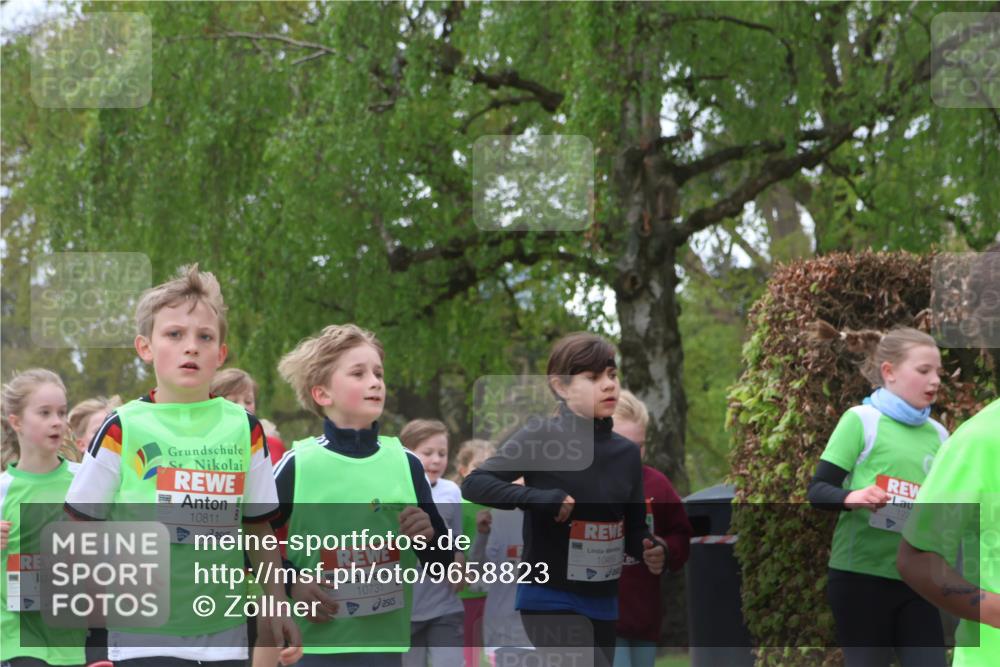 25.04.2026 - Das Zehntel Zöllner http://msf.ph/oto/9658823 25.04.2026 11:43:16 Laufen 12125, 10811, 10731, 10469 meine-sportfotos.de