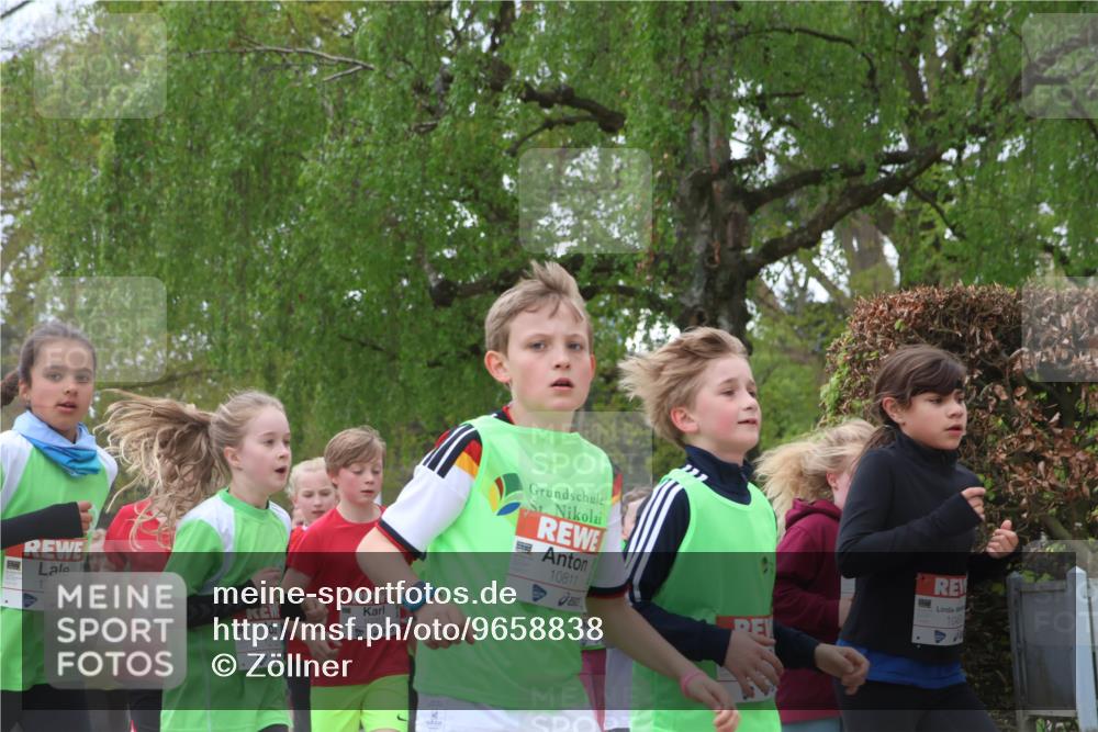 25.04.2026 - Das Zehntel Zöllner http://msf.ph/oto/9658838 25.04.2026 11:43:16 Laufen 12174, 101, 10263, 10811, 10 meine-sportfotos.de