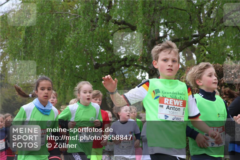 25.04.2026 - Das Zehntel Zöllner http://msf.ph/oto/9658847 25.04.2026 11:43:16 Laufen 12174, 12125, 255, 11913, 10811 meine-sportfotos.de