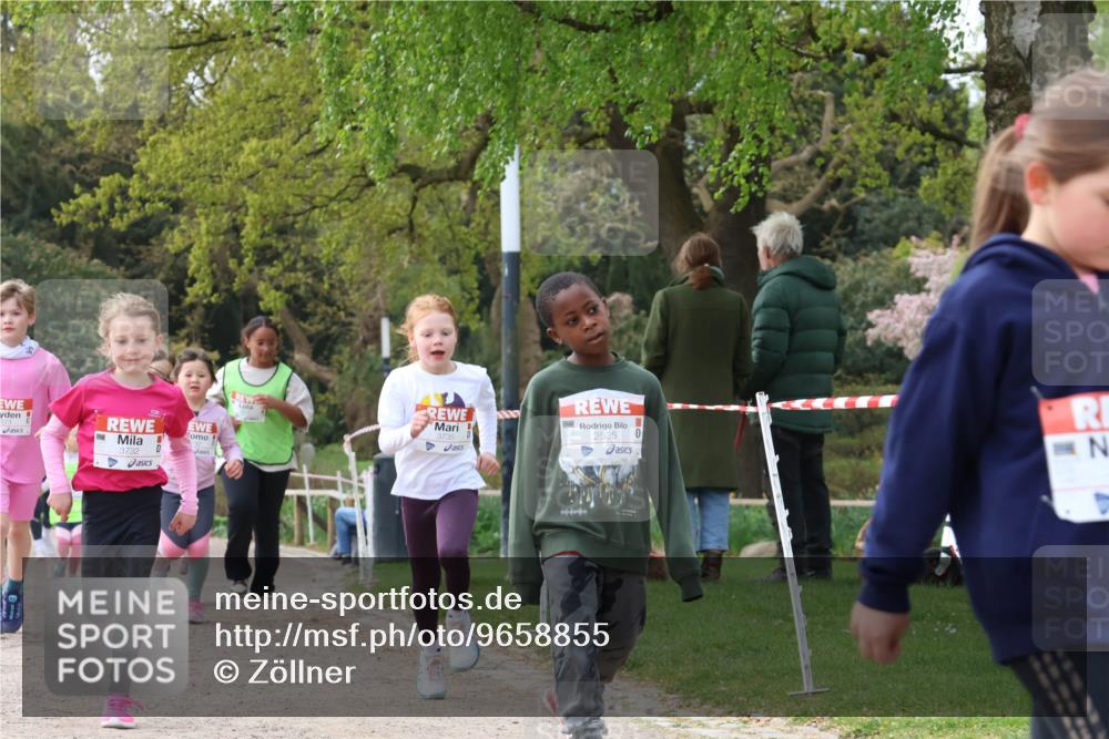 25.04.2026 - Das Zehntel Zöllner http://msf.ph/oto/9658855 25.04.2026 07:48:55 Laufen 3732, 3735, 2535 meine-sportfotos.de