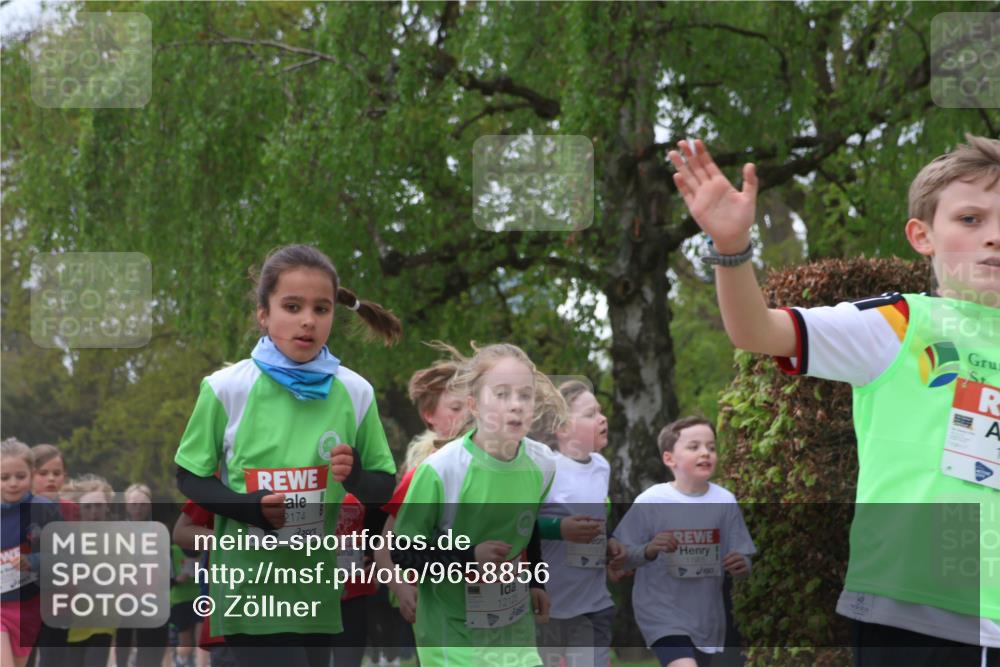 25.04.2026 - Das Zehntel Zöllner http://msf.ph/oto/9658856 25.04.2026 11:43:16 Laufen 2174, 12125, 11905 meine-sportfotos.de