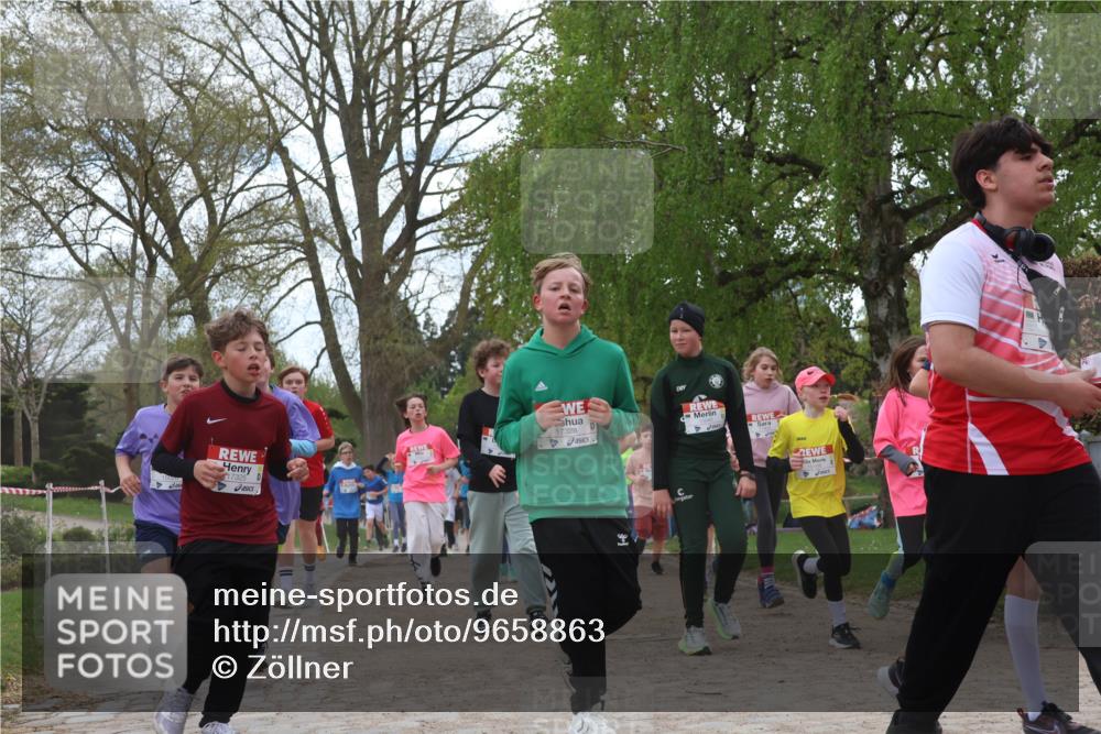25.04.2026 - Das Zehntel Zöllner http://msf.ph/oto/9658863 25.04.2026 13:45:58 Laufen 17325, 17328 meine-sportfotos.de