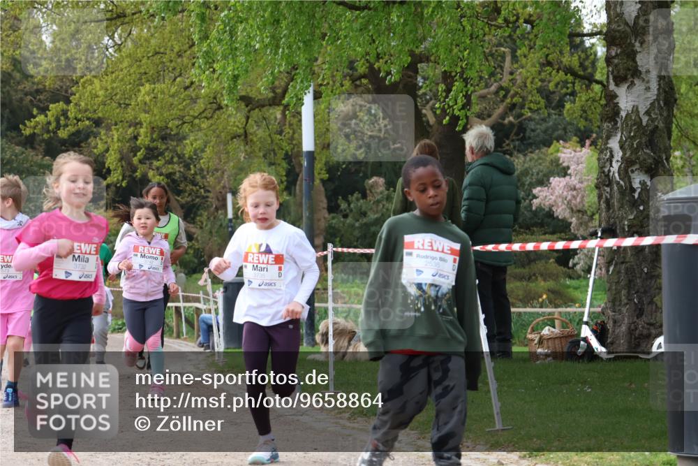 25.04.2026 - Das Zehntel Zöllner http://msf.ph/oto/9658864 25.04.2026 07:48:56 Laufen 2573, 10, 3732, 3735, 2535 meine-sportfotos.de