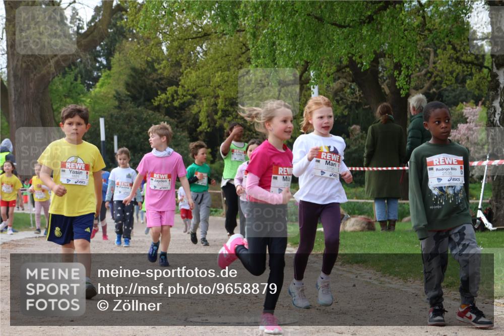 25.04.2026 - Das Zehntel Zöllner http://msf.ph/oto/9658879 25.04.2026 07:48:56 Laufen 1524, 37, 3735, 2535 meine-sportfotos.de