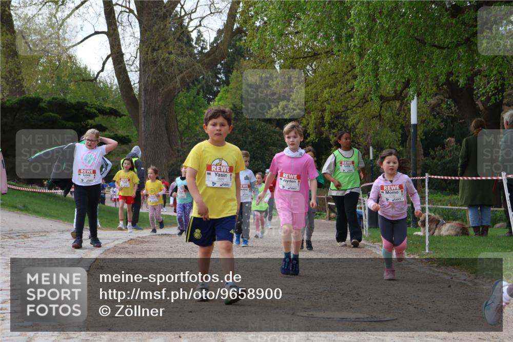 25.04.2026 - Das Zehntel Zöllner http://msf.ph/oto/9658900 25.04.2026 07:48:57 Laufen 1524 meine-sportfotos.de