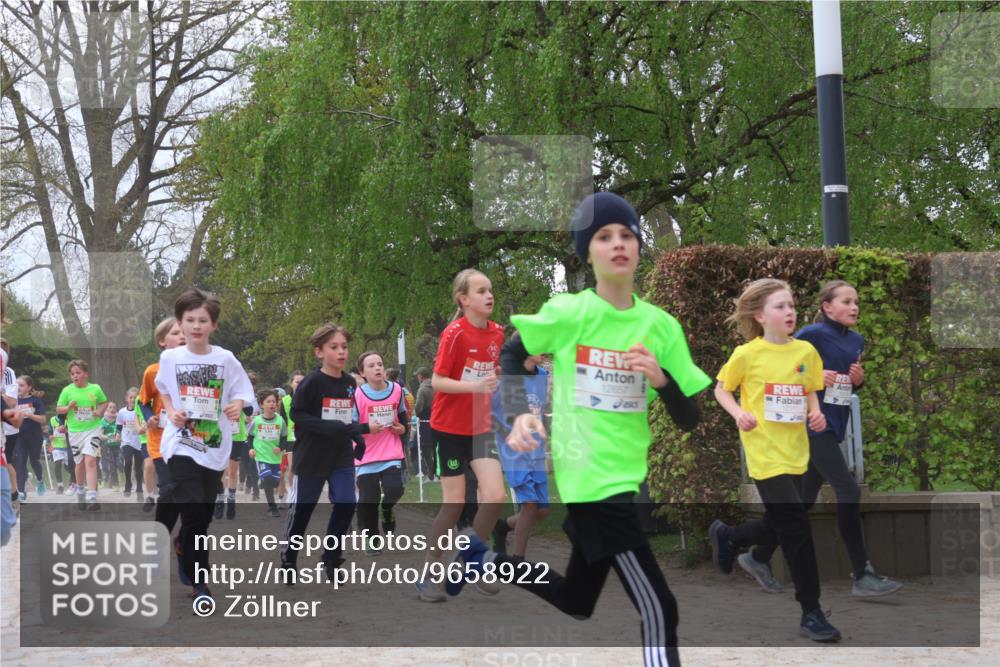 25.04.2026 - Das Zehntel Zöllner http://msf.ph/oto/9658922 25.04.2026 11:43:19 Laufen 12657 meine-sportfotos.de