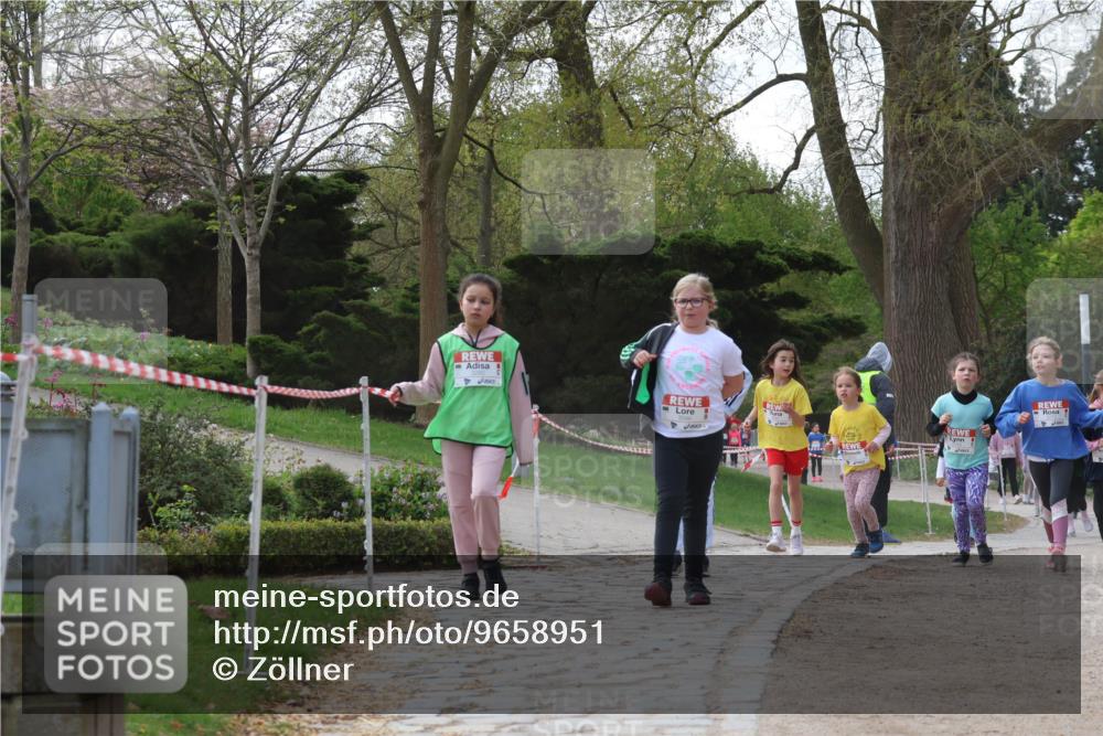 25.04.2026 - Das Zehntel Zöllner http://msf.ph/oto/9658951 25.04.2026 07:48:59 Laufen  meine-sportfotos.de