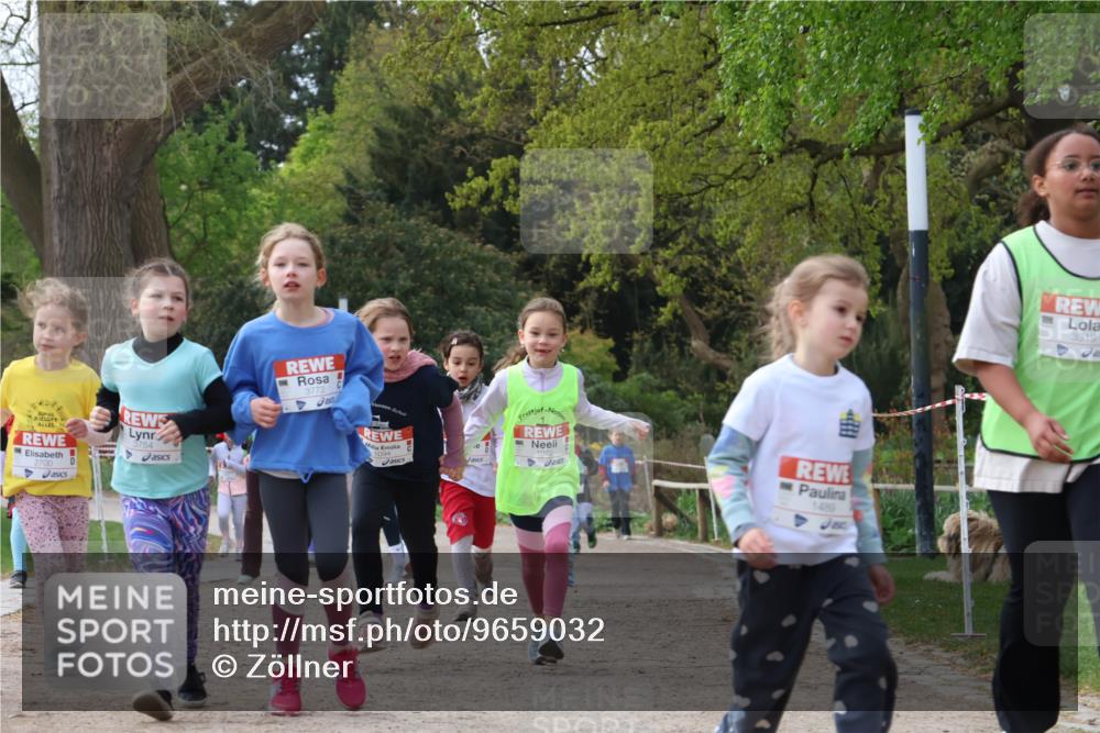 25.04.2026 - Das Zehntel Zöllner http://msf.ph/oto/9659032 25.04.2026 07:49:03 Laufen 2700, 3754, 3772, 1094, 1072, 1489, 3319 meine-sportfotos.de