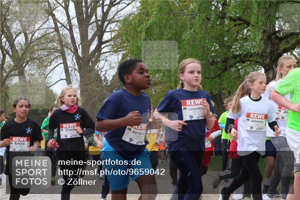 25.04.2026 - Das Zehntel Zöllner http://msf.ph/oto/9659042 25.04.2026 11:43:24 Laufen 11756, 11771, 10205, 10177, 11941, 71, 119 meine-sportfotos.de