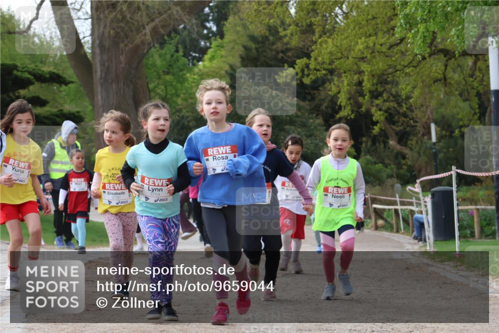25.04.2026 - Das Zehntel Zöllner http://msf.ph/oto/9659044 25.04.2026 07:49:04 Laufen 2687, 2700, 3754, 3772, 1072 meine-sportfotos.de