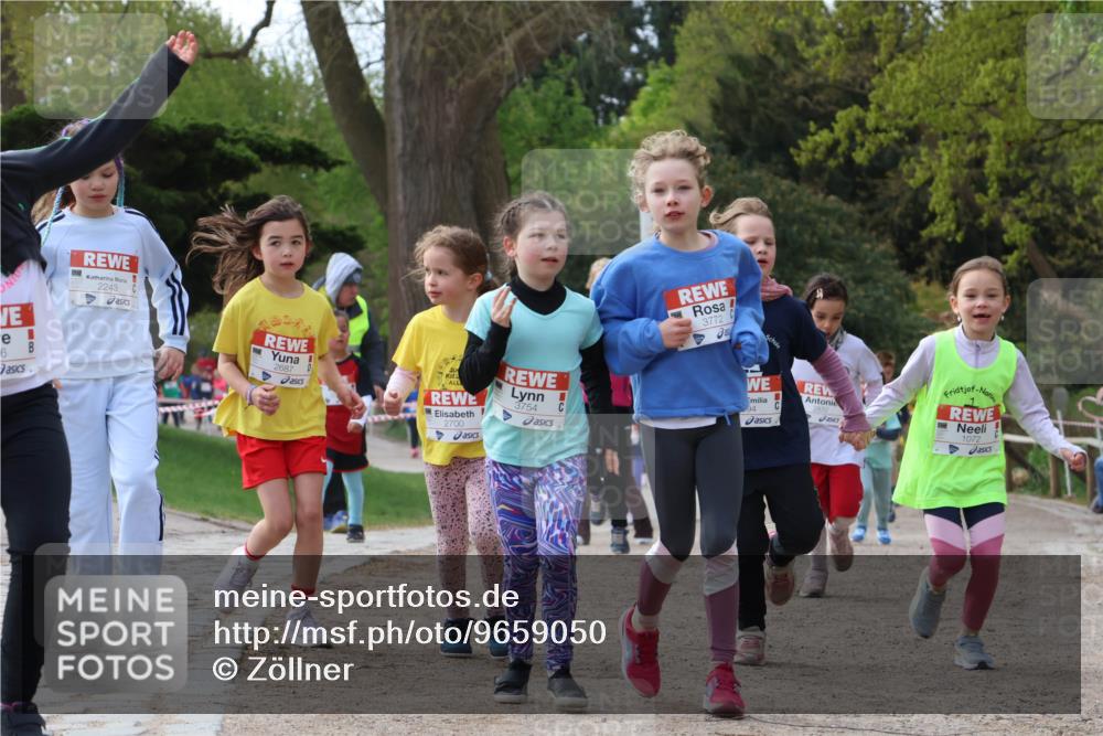 25.04.2026 - Das Zehntel Zöllner http://msf.ph/oto/9659050 25.04.2026 07:49:04 Laufen 6, 2243, 2687, 3772, 2700, 3754, 94, 1072 meine-sportfotos.de