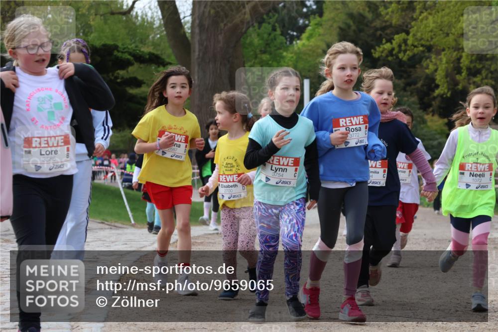 25.04.2026 - Das Zehntel Zöllner http://msf.ph/oto/9659065 25.04.2026 07:49:05 Laufen 3586, 2687, 2700, 3754, 3772, 4, 1072 meine-sportfotos.de