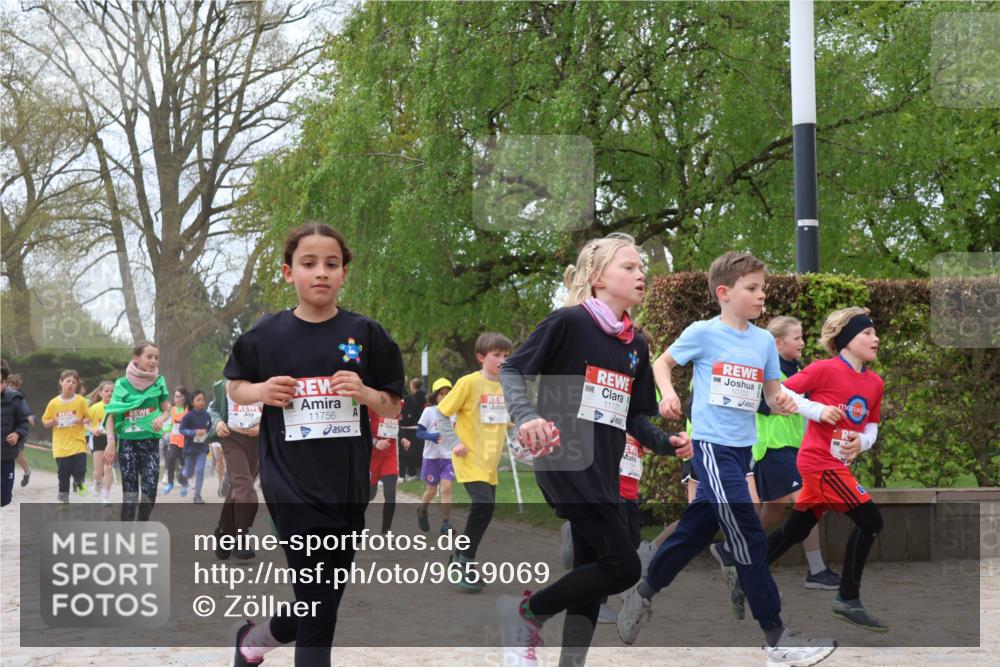25.04.2026 - Das Zehntel Zöllner http://msf.ph/oto/9659069 25.04.2026 11:43:25 Laufen 11756, 11771, 10702 meine-sportfotos.de