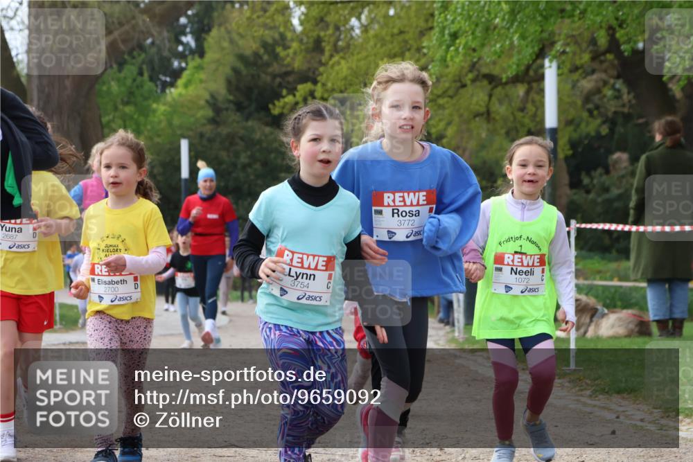 25.04.2026 - Das Zehntel Zöllner http://msf.ph/oto/9659092 25.04.2026 07:49:06 Laufen 2687, 2700, 3754, 3772, 1072 meine-sportfotos.de