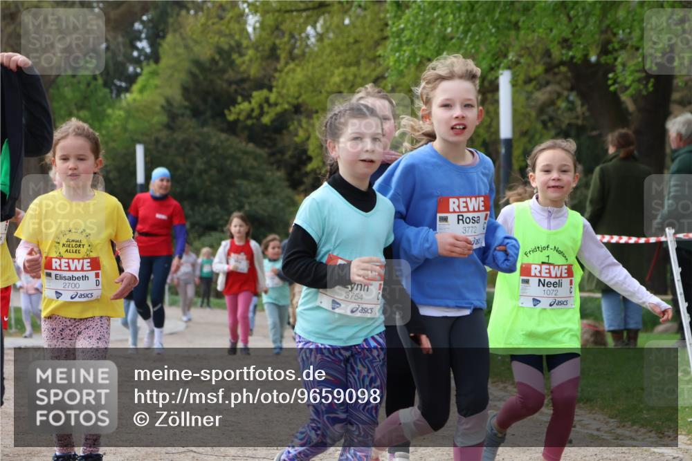 25.04.2026 - Das Zehntel Zöllner http://msf.ph/oto/9659098 25.04.2026 07:49:06 Laufen 2700, 3754, 3772, 1072 meine-sportfotos.de