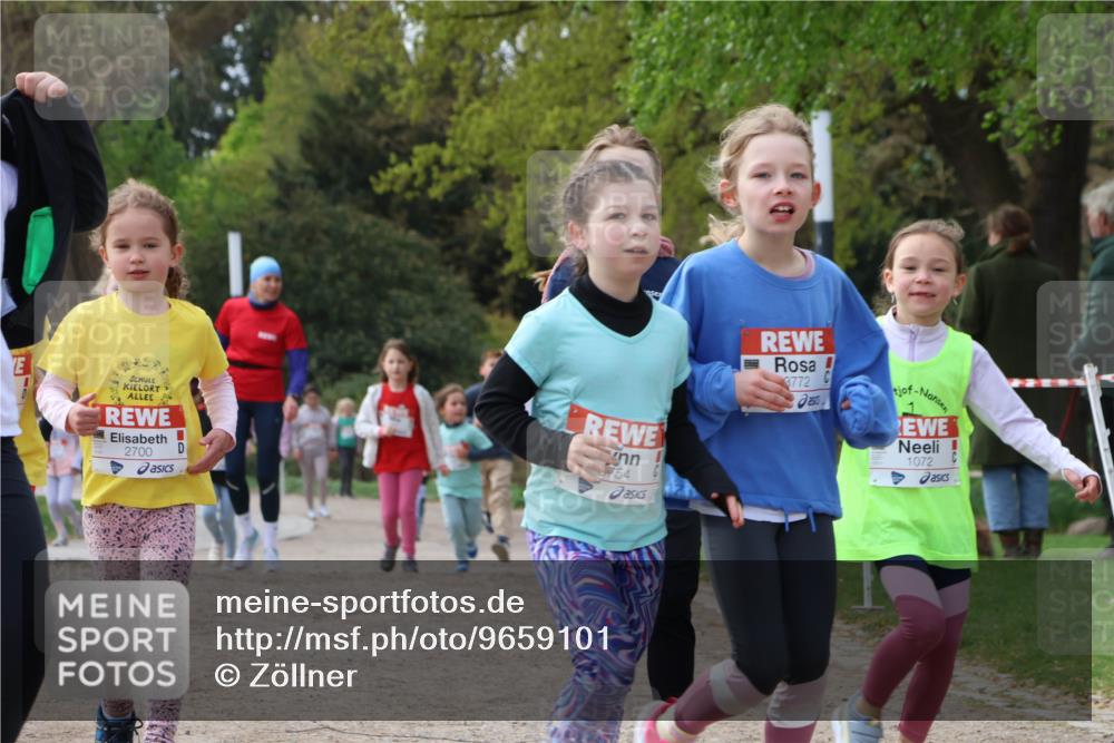 25.04.2026 - Das Zehntel Zöllner http://msf.ph/oto/9659101 25.04.2026 07:49:06 Laufen 2700, 54, 3772, 250, 1072 meine-sportfotos.de
