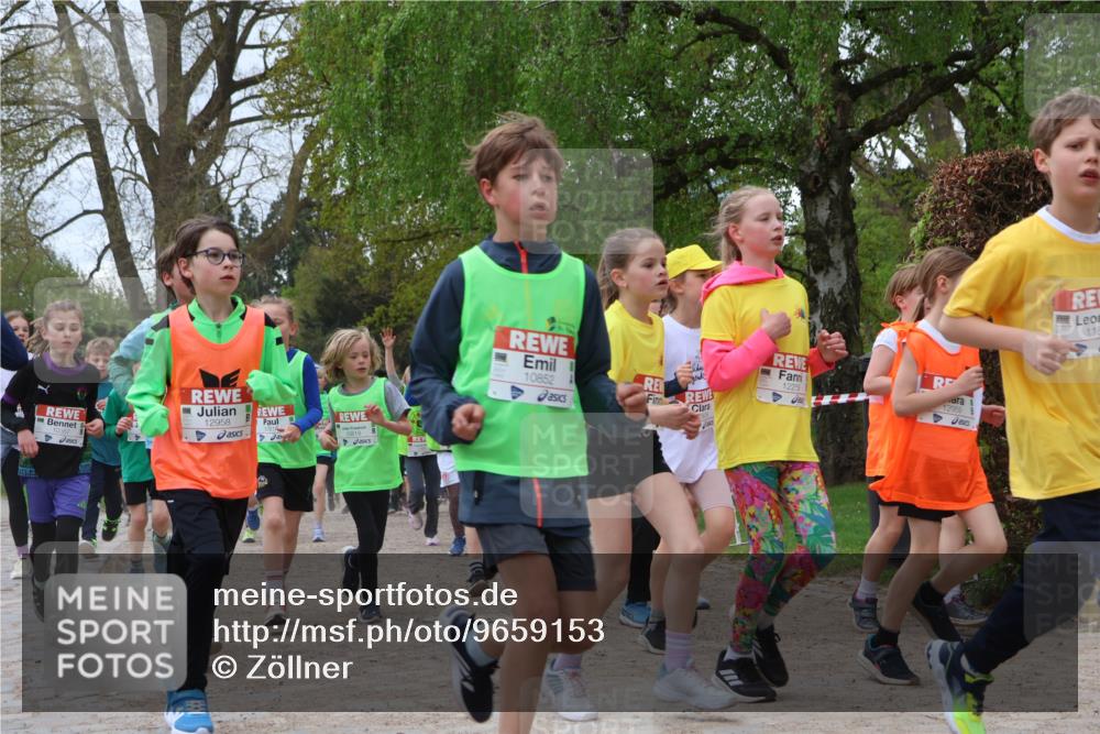 25.04.2026 - Das Zehntel Zöllner http://msf.ph/oto/9659153 25.04.2026 11:43:30 Laufen 12958, 10819, 3, 10852, 1225, 12959, 118 meine-sportfotos.de