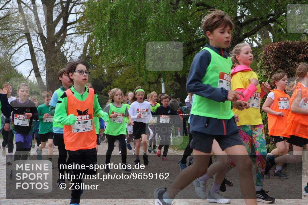25.04.2026 - Das Zehntel Zöllner http://msf.ph/oto/9659162 25.04.2026 11:43:30 Laufen 12958, 10819, 1225, 12960 meine-sportfotos.de