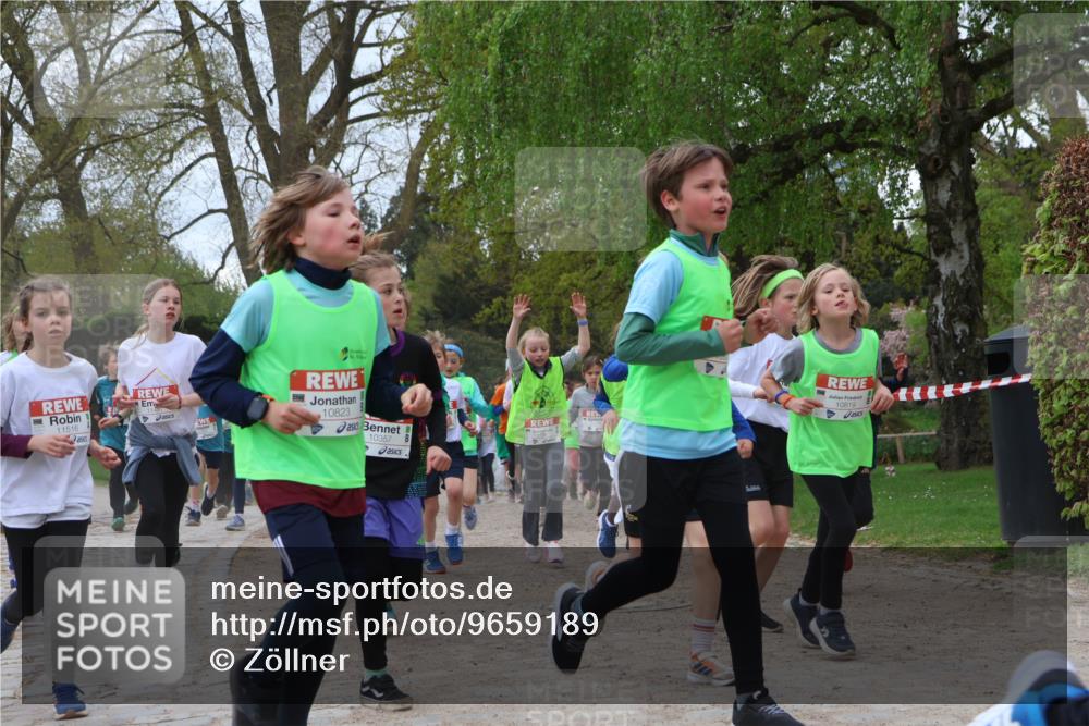 25.04.2026 - Das Zehntel Zöllner http://msf.ph/oto/9659189 25.04.2026 11:43:31 Laufen 11516, 10823, 10357, 10819 meine-sportfotos.de