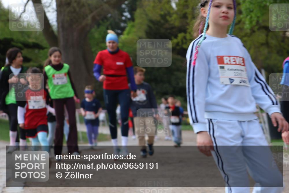 25.04.2026 - Das Zehntel Zöllner http://msf.ph/oto/9659191 25.04.2026 07:49:10 Laufen 224 meine-sportfotos.de
