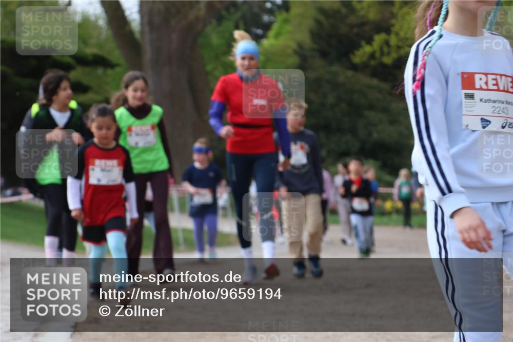 25.04.2026 - Das Zehntel Zöllner http://msf.ph/oto/9659194 25.04.2026 07:49:10 Laufen 2243 meine-sportfotos.de