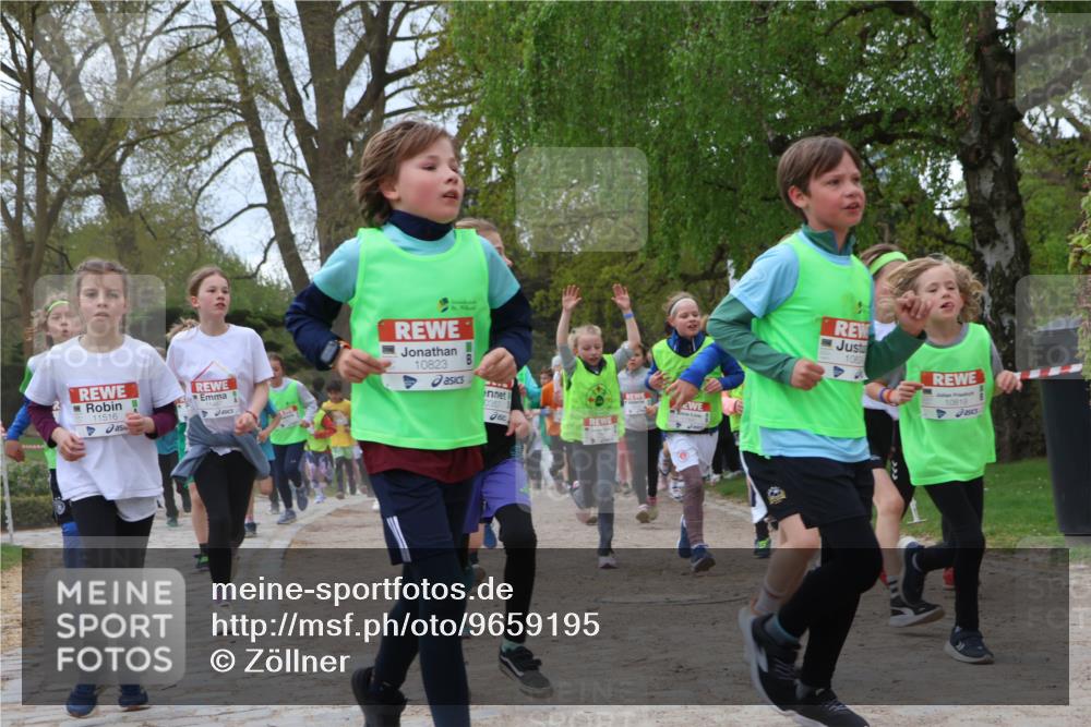 25.04.2026 - Das Zehntel Zöllner http://msf.ph/oto/9659195 25.04.2026 11:43:31 Laufen 11516, 10823, 1082, 10819 meine-sportfotos.de