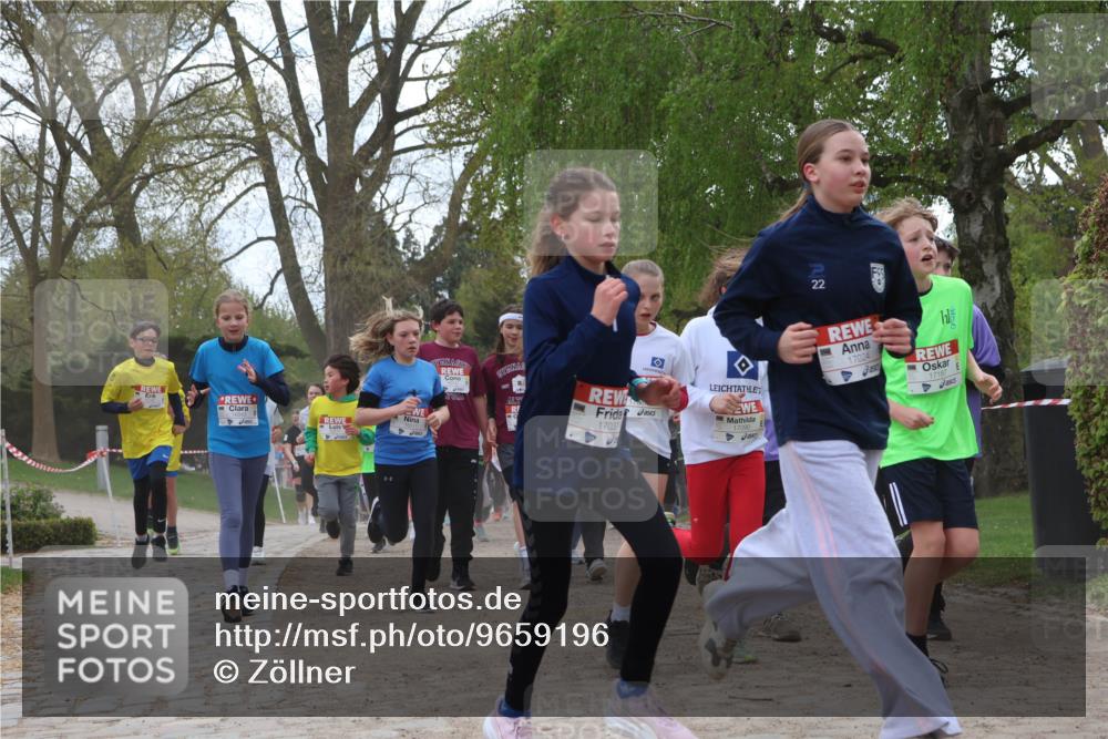 25.04.2026 - Das Zehntel Zöllner http://msf.ph/oto/9659196 25.04.2026 13:46:09 Laufen 17037, 17090, 22, 22, 17024, 17187 meine-sportfotos.de