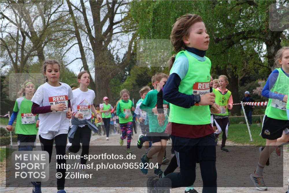 25.04.2026 - Das Zehntel Zöllner http://msf.ph/oto/9659204 25.04.2026 11:43:31 Laufen 12103, 11487, 10814 meine-sportfotos.de