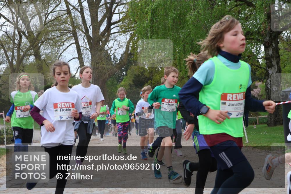 25.04.2026 - Das Zehntel Zöllner http://msf.ph/oto/9659210 25.04.2026 11:43:31 Laufen 12103, 11516, 11487, 10619, 10823 meine-sportfotos.de