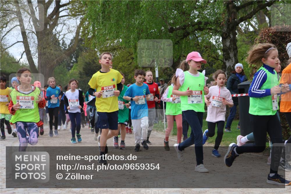 25.04.2026 - Das Zehntel Zöllner http://msf.ph/oto/9659354 25.04.2026 11:43:36 Laufen 12010, 10831 meine-sportfotos.de