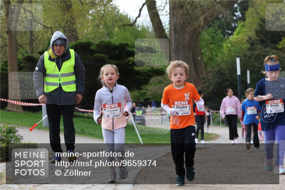 25.04.2026 - Das Zehntel Zöllner http://msf.ph/oto/9659374 25.04.2026 07:49:17 Laufen 3908, 3889, 1803 meine-sportfotos.de