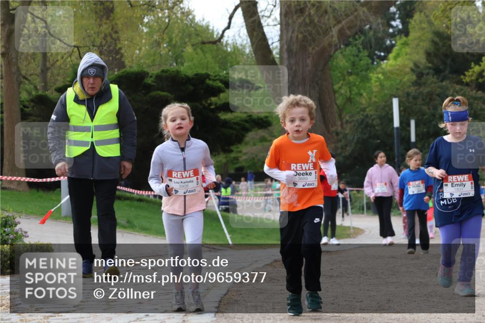 25.04.2026 - Das Zehntel Zöllner http://msf.ph/oto/9659377 25.04.2026 07:49:17 Laufen 3908, 3889, 1803, 201 meine-sportfotos.de