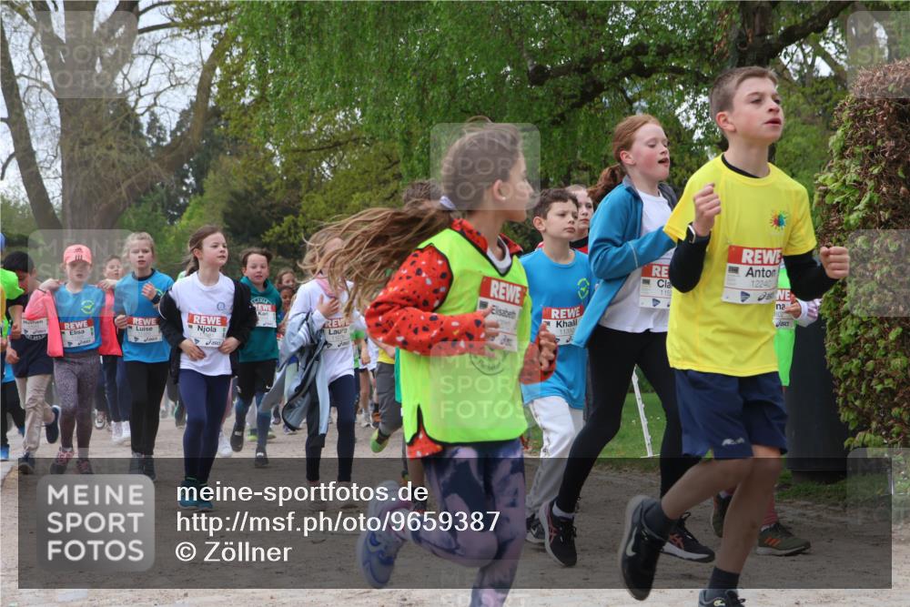 25.04.2026 - Das Zehntel Zöllner http://msf.ph/oto/9659387 25.04.2026 11:43:37 Laufen 11076, 11350, 1152, 12240, 802 meine-sportfotos.de