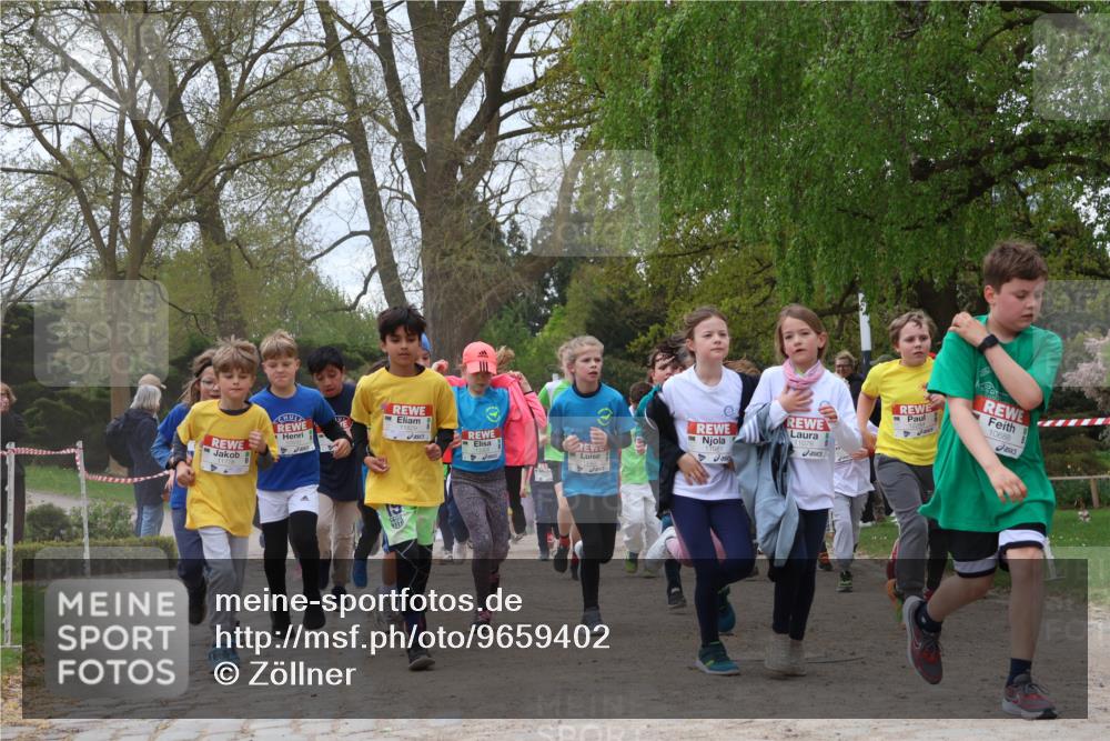 25.04.2026 - Das Zehntel Zöllner http://msf.ph/oto/9659402 25.04.2026 11:43:38 Laufen 11081, 11076, 10688 meine-sportfotos.de