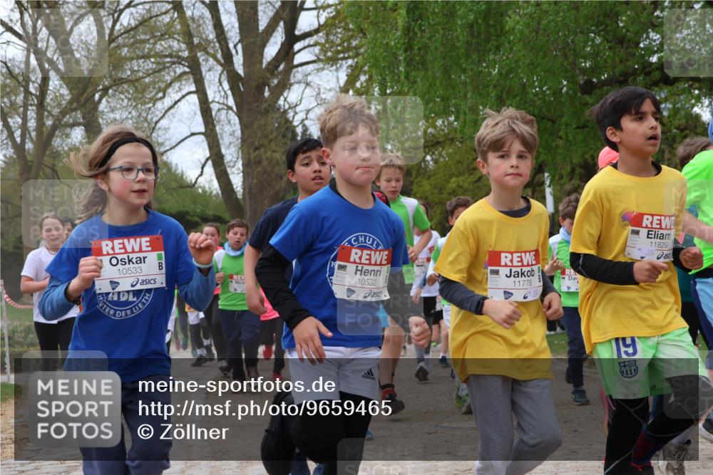 25.04.2026 - Das Zehntel Zöllner http://msf.ph/oto/9659465 25.04.2026 11:43:40 Laufen 10533, 10532, 11778, 19, 11829 meine-sportfotos.de