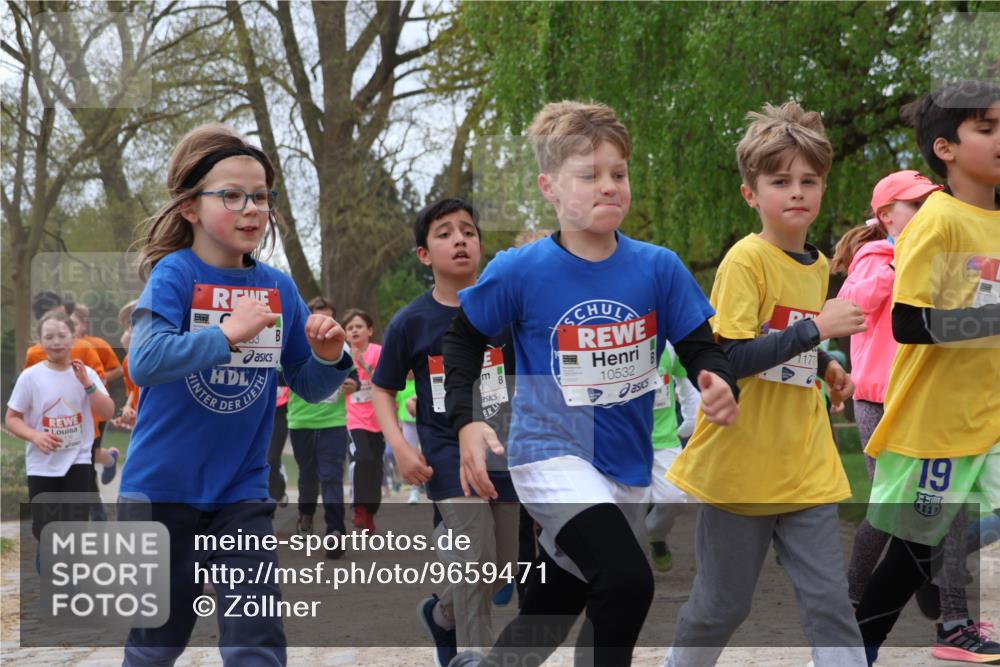 25.04.2026 - Das Zehntel Zöllner http://msf.ph/oto/9659471 25.04.2026 11:43:40 Laufen 10532, 117, 19 meine-sportfotos.de