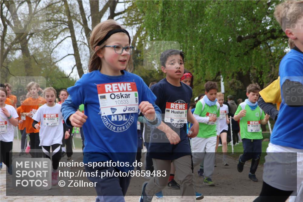 25.04.2026 - Das Zehntel Zöllner http://msf.ph/oto/9659483 25.04.2026 11:43:41 Laufen 11445, 10533, 10550 meine-sportfotos.de