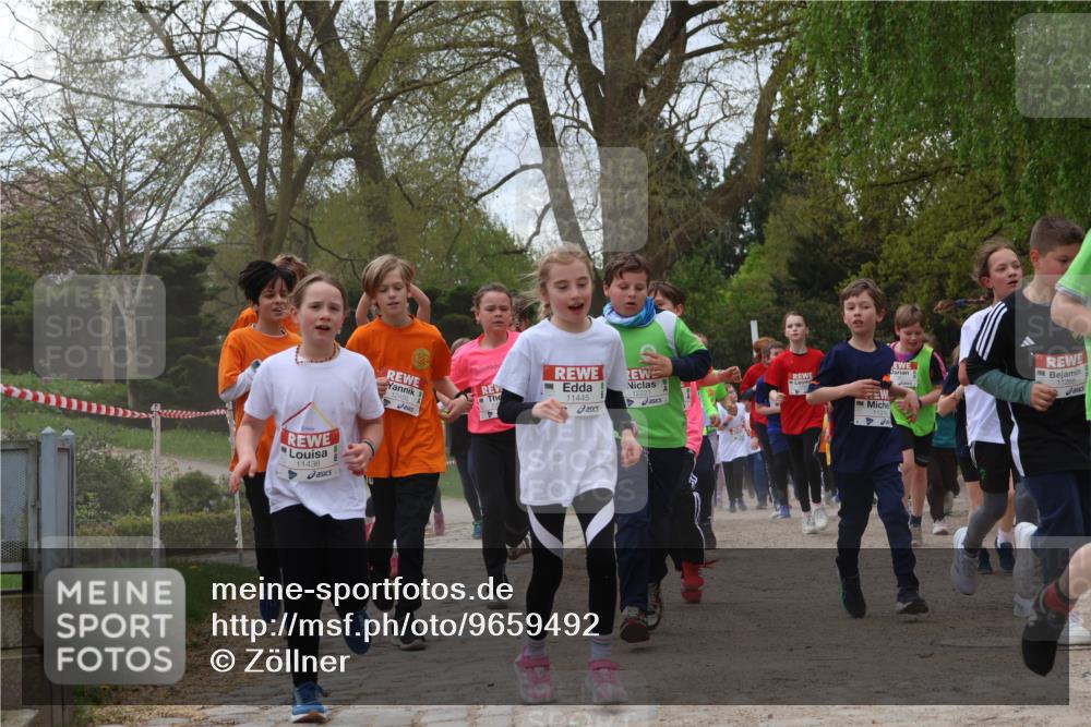 25.04.2026 - Das Zehntel Zöllner http://msf.ph/oto/9659492 25.04.2026 11:43:41 Laufen 11436, 12450, 11445, 11310, 11265 meine-sportfotos.de