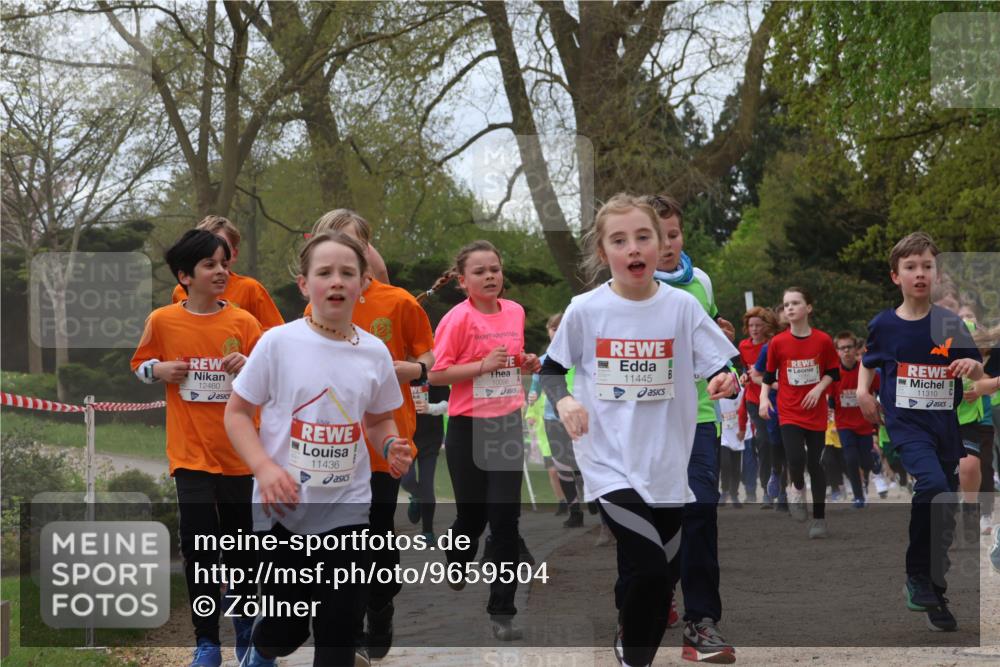 25.04.2026 - Das Zehntel Zöllner http://msf.ph/oto/9659504 25.04.2026 11:43:42 Laufen 12460, 11436, 10098, 11445, 11310 meine-sportfotos.de