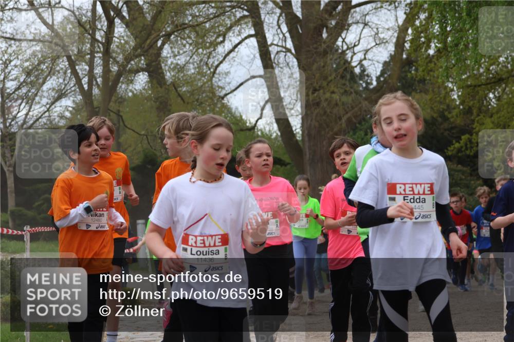 25.04.2026 - Das Zehntel Zöllner http://msf.ph/oto/9659519 25.04.2026 11:43:42 Laufen 12460, 11436, 445 meine-sportfotos.de