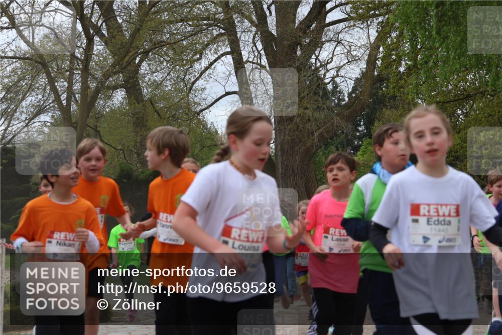 25.04.2026 - Das Zehntel Zöllner http://msf.ph/oto/9659528 25.04.2026 11:43:42 Laufen 10006, 11445 meine-sportfotos.de