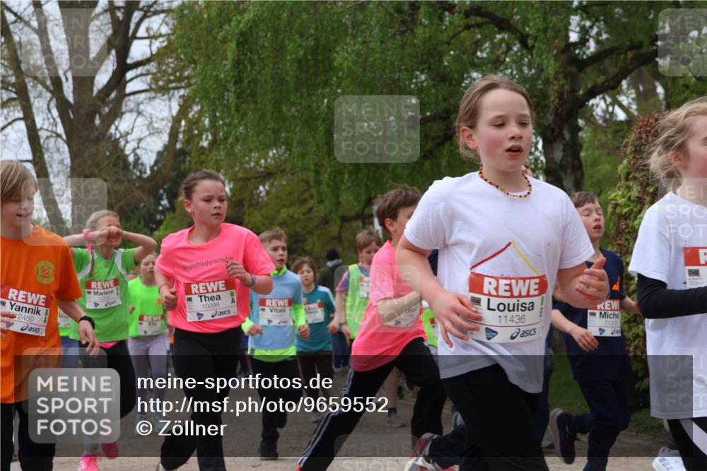 25.04.2026 - Das Zehntel Zöllner http://msf.ph/oto/9659552 25.04.2026 11:43:43 Laufen 2450, 10098, 11436, 11310 meine-sportfotos.de