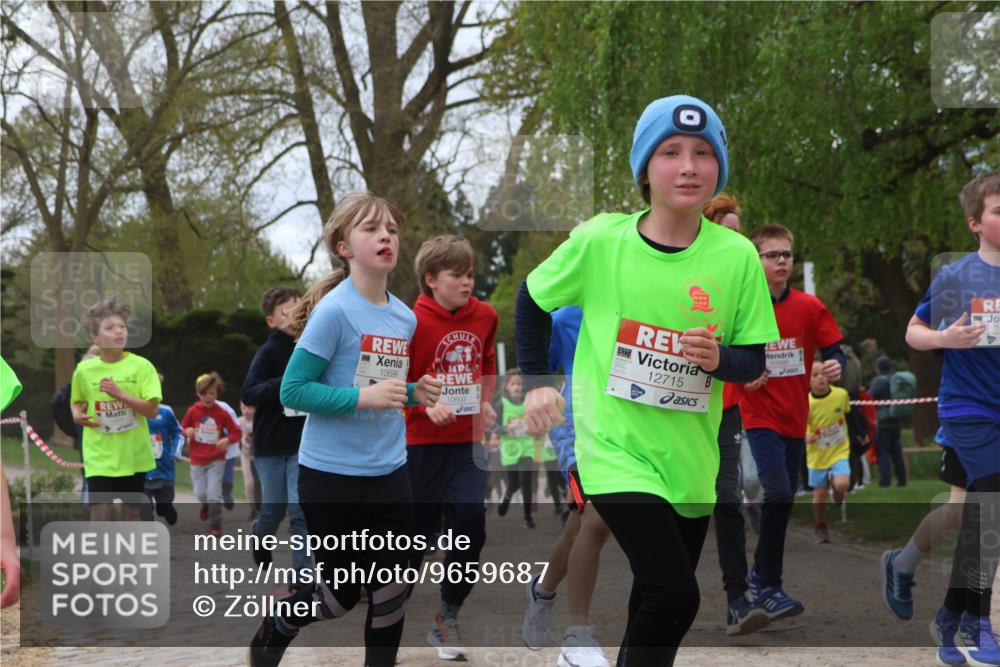 25.04.2026 - Das Zehntel Zöllner http://msf.ph/oto/9659687 25.04.2026 11:43:47 Laufen 10696, 5, 10603, 12715 meine-sportfotos.de