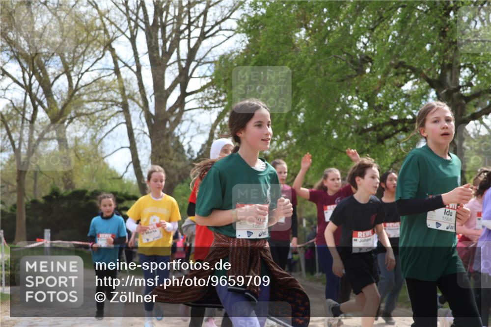 25.04.2026 - Das Zehntel Zöllner http://msf.ph/oto/9659709 25.04.2026 13:46:25 Laufen 15674, 15649 meine-sportfotos.de